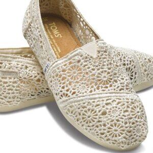 TOMS Women's Classics Natural Morocco Crochet Shoes size 5.5
